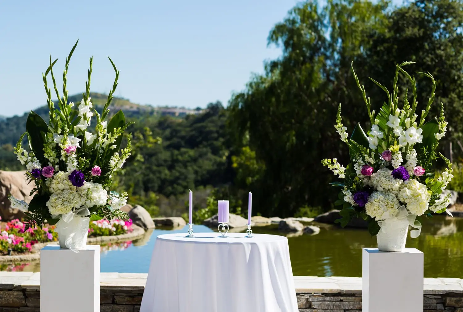 Ceremony overlooking the water at Dove Canyon Golf Club wedding