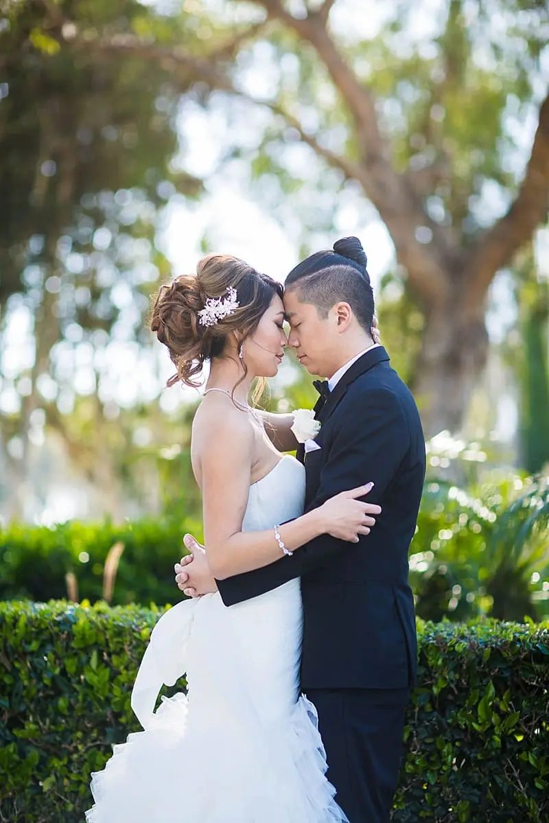 Old Ranch Country Club Wedding, romantic bride and groom photos