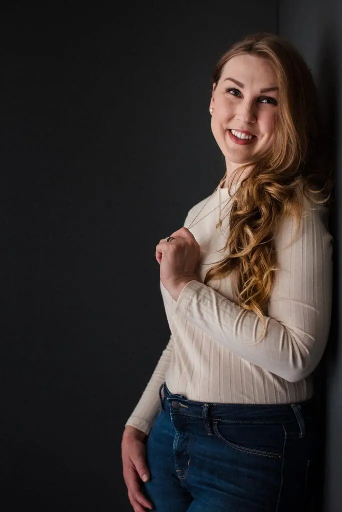 Portrait of Orange County Wedding Photographer Belinda Philleo