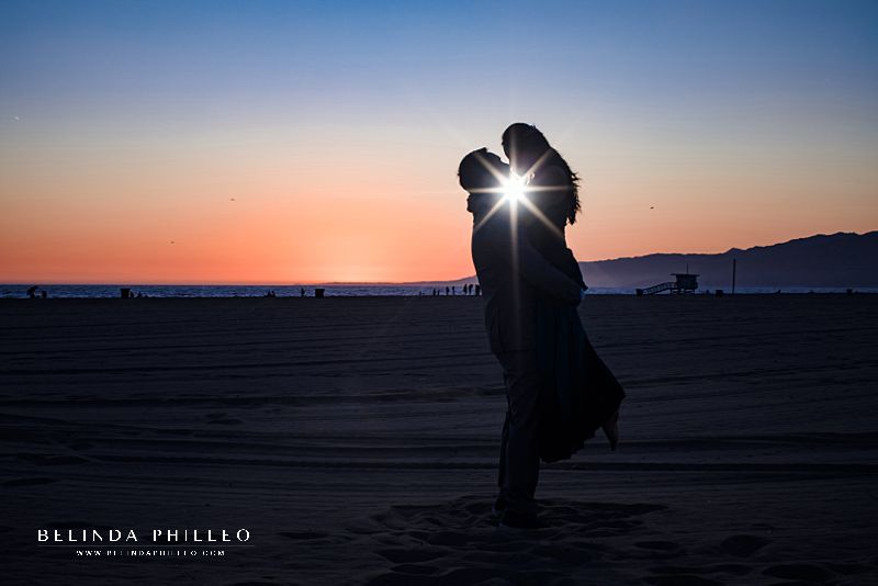 Los Angeles engagement pictures at sunset